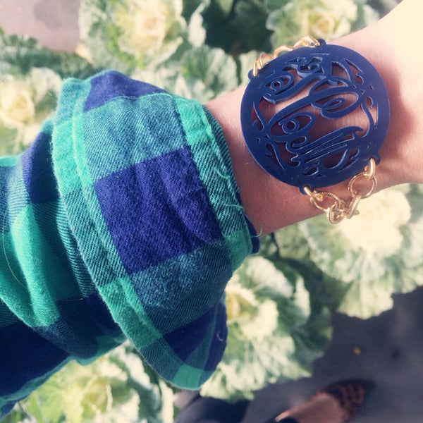 Acrylic Rimmed Script Monogram Bracelet  by Moon and Lola Apparel & Accessories > Jewelry > Bracelets - 4